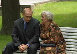 Video: Tổng thống Putin trút bầu tâm sự cùng cô giáo cũ