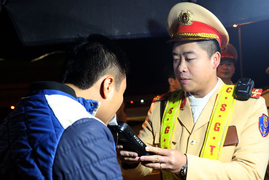 Từ mai, uống rượu bia đi xe đạp có thể bị xử phạt tới 600 nghìn đồng