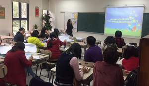 Cán bộ ngành giáo dục Hà Nội được trang bị kỹ năng truyền thông