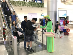 TP.HCM đón khách quốc tế 'xông đất' năm 2020