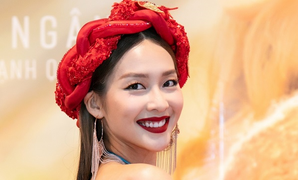 Vừa 'lấn sân' ca hát, Khả Ngân gây choáng khi công bố loạt dự án