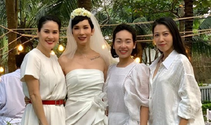 Thân Thúy Hà, Phạm Quỳnh Anh dự lễ cưới siêu mẫu Xuân Lan và chồng Việt kiều