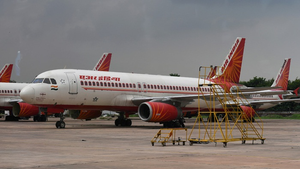 Hành khách 'làm loạn' vì bị nhốt hàng giờ trên chuyến bay của Air India