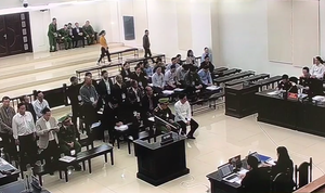 Video: Phan Văn Anh Vũ và cựu Chủ tịch Đà Nẵng cùng bị đề nghị mức án 25-27 năm tù