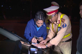 Phạt 35 triệu đồng, tước giấy phép 23 tháng cán bộ nhà nước ở Thái Bình vi phạm nồng độ cồn