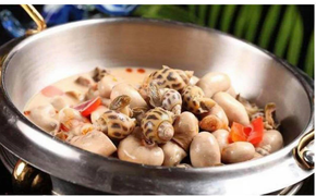 Ăn phải ốc độc, một ngư dân Quảng Bình chết, 7 người nguy kịch