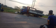 Xe tải cẩu tông vào nhóm học sinh, 2 nữ sinh thiệt mạng