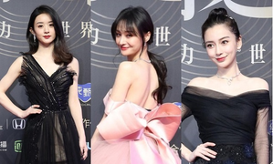Triệu Lệ Dĩnh, Angela Baby, Trịnh Sảng và loạt sao Hoa ngữ 'chặt đẹp' thảm đỏ đêm hội Weibo