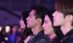 Loạt khoảnh khắc đắt giá khi dàn mỹ nhân, nam thần Hoa ngữ cùng chung khung hình