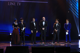 Dàn nghệ sĩ Việt đầy nổi bật trên thảm đỏ Lễ trao giải Asian Television Awards