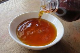 Cách chọn nước mắm ngon, không bị nhiễm hóa chất