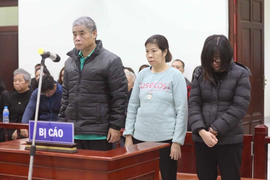 Xét xử vụ bé trai chết trên xe Gateway: Bị cáo Nguyễn Bích Quy nhận sai khi không kiểm tra xe