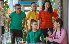 Sam làm thầy bói gây hoang mang cho vợ chồng Thu Trang – Tiến Luật