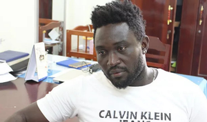 Cựu cầu thủ V-League tham gia đường dây lừa đảo 'quý bà'