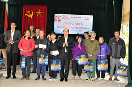 VOV trao tặng 200 phần quà cho hộ nghèo Hà Nam nhân dịp Tết Canh Tý 2020
