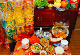 Sao cứ phải thả cá và đốt vàng mã ngày ông Công ông Táo?