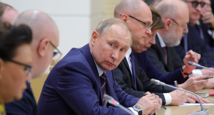 Tổng thống Putin: Ai đó luôn muốn điều khiển Nga từ bên ngoài