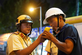 Bộ Y tế khuyến cáo sử dụng rượu, bia an toàn ngày Tết