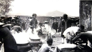 Vua quan nhà Nguyễn xưa đón Tết thế nào?