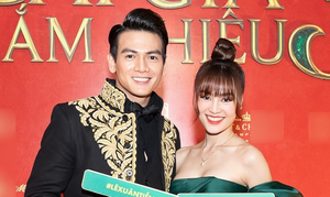 Lê Xuân Tiền ‘tố’ Lan Ngọc thường xuyên đòi xem thân hình 6 múi của mình