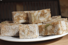 Đượm vị Tết trong bánh ngũ sắc Thị Cầu