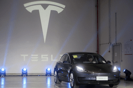 Vượt Volkswagen, Tesla trở thành nhà sản xuất ô tô giá trị lớn thứ hai thế giới