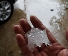 Mưa đá đổ xuống Phú Thọ, Thái Nguyên trưa 30 Tết