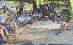 Triệt phá sới bạc ngày mùng 3 Tết ở Đắk Lắk 