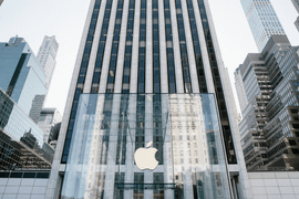 Apple kiếm siêu lợi nhuận nhờ iPhone bản mới 