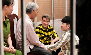 Đàm Vĩnh Hưng giúp nữ phạm nhân tù chung thân gặp gia đình