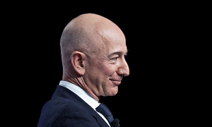 CEO Amazon vừa kiếm được 13,2 tỷ USD chỉ trong 15 phút