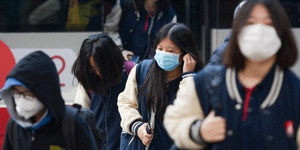 Phòng dịch corona, trường đại học ở Hà Nội cho sinh viên nghỉ thêm 1 tuần 