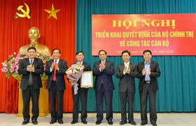 Bộ Chính trị chuẩn y tân Bí thư Nghệ An