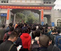 Hơn 1.000 người Trung Quốc quay lại Việt Nam làm việc, cửa khẩu Hữu Nghị ùn tắc