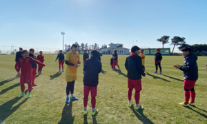 Tuyển nữ Việt Nam phòng chống virus corona thế nào?