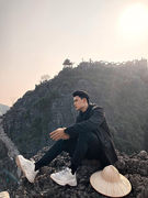 Tung ảnh du lịch tại 'thánh địa sống ảo Ninh Bình', hot boy Sài Gòn khiến bao thiếu nữ mê mẩn