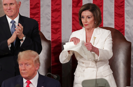 Con trai ông Trump: Bà Pelosi xé toạc câu chuyện anh hùng Mỹ và giấc mơ Mỹ