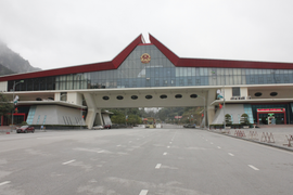 Cửa khẩu ở Lạng Sơn lèo tèo người qua lại giữa đại dịch virus corona