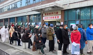 Video: Người dân Vũ Hán cảm thấy 'như bị bỏ rơi' giữa tâm dịch corona