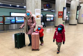 Video: Vì sao rất ít trẻ em nhiễm virus corona?