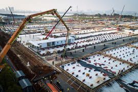 Bệnh viện dã chiến thứ 2 của Trung Quốc xây xong trong 12 ngày