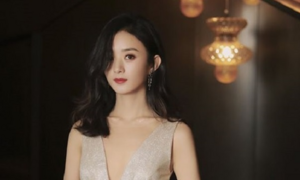 Nhan sắc 'gái một con trông mòn con mắt' của Triệu Lệ Dĩnh