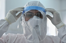 Nhường giường cho bệnh nhân, nữ y tá nhiễm virus corona tự cách ly ở nhà 11 ngày