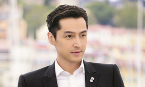 'Quách Tĩnh' Hồ Ca bị mắng suốt 13 ngày vì không quyên tiền cho Vũ Hán