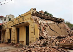 Cận cảnh trạm phát sóng Bạch Mai bị đập phá ngay trước ngày được lập hồ sơ di tích