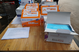 Hơn 36 tấn khẩu trang xuất khẩu qua sân bay Tân Sơn Nhất