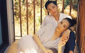 Đàm Thu Trang chúc mừng sinh nhật Cường Đô La lúc nửa đêm