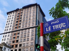 Dự án 8B Lê Trực: Quận Ba Đình trả lời vòng vo, chưa biết ngày nào cưỡng chế xong