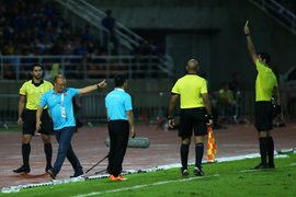 HLV Park Hang Seo có hoàn thành xong án phạt cấm chỉ đạo trước AFF Cup 2020?