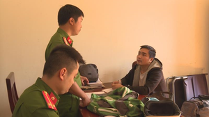 Đóng giả tài xế Grab, đâm mẹ bạn gái để rửa hận tình